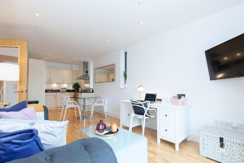 Oxfordshire Living - The Tolkien Apartment - Оксфорд Екстер'єр фото
