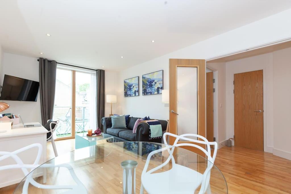 Oxfordshire Living - The Tolkien Apartment - Оксфорд Екстер'єр фото