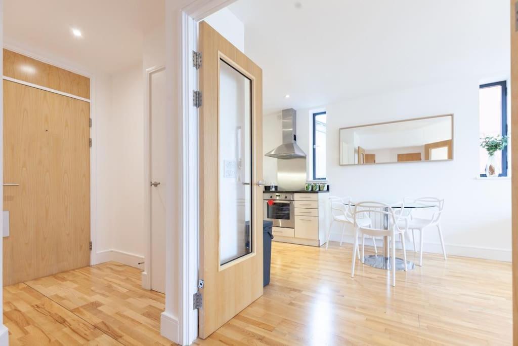 Oxfordshire Living - The Tolkien Apartment - Оксфорд Екстер'єр фото