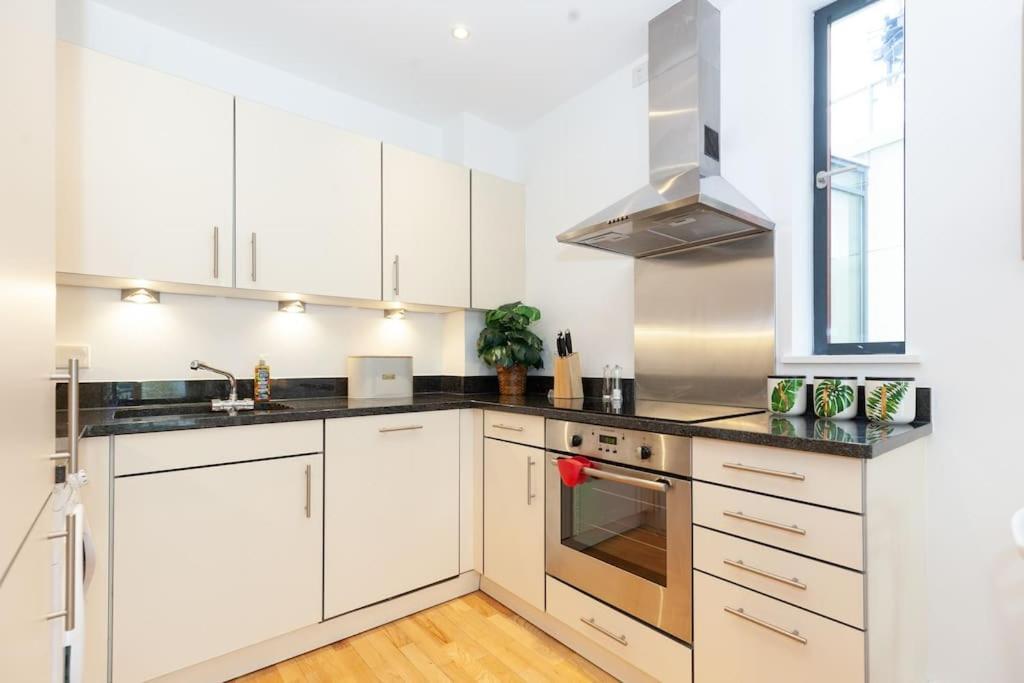 Oxfordshire Living - The Tolkien Apartment - Оксфорд Екстер'єр фото